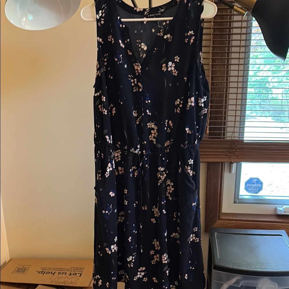 41 Hawthorn Blue and White Sleeveless Scoop Neck Sundress